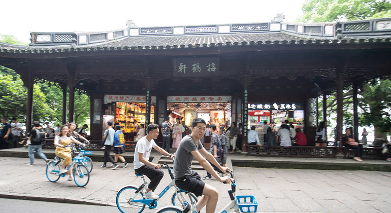 La bicicleta vuelve por sus fueros en China con el propósito de combatir la contaminación