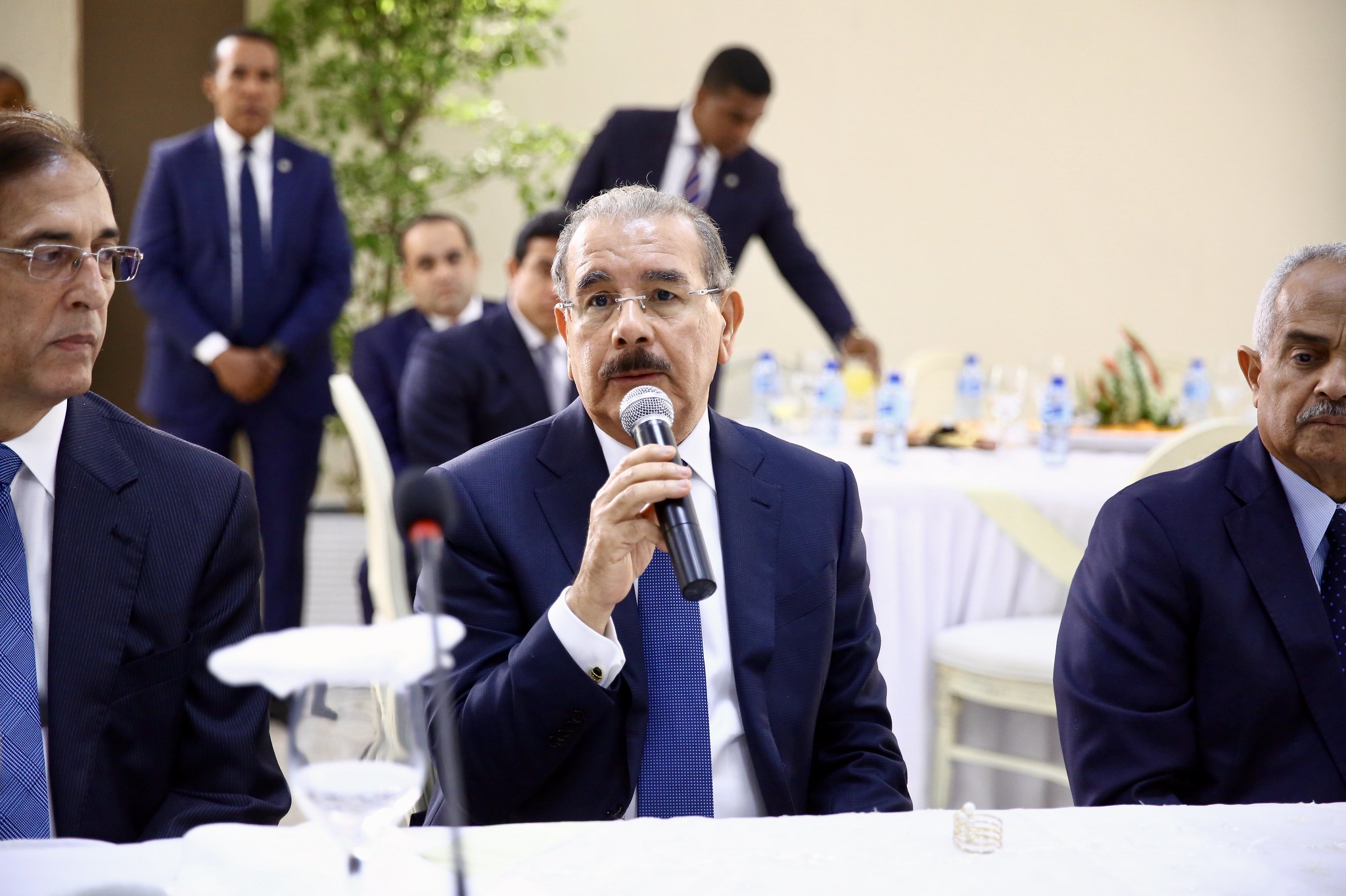 REPÚBLICA DOMINICANA: Gobierno de Danilo Medina ha dado el apoyo más contundente al campo en la historia de RD. Presidente se reúne con gabinete agropecuario