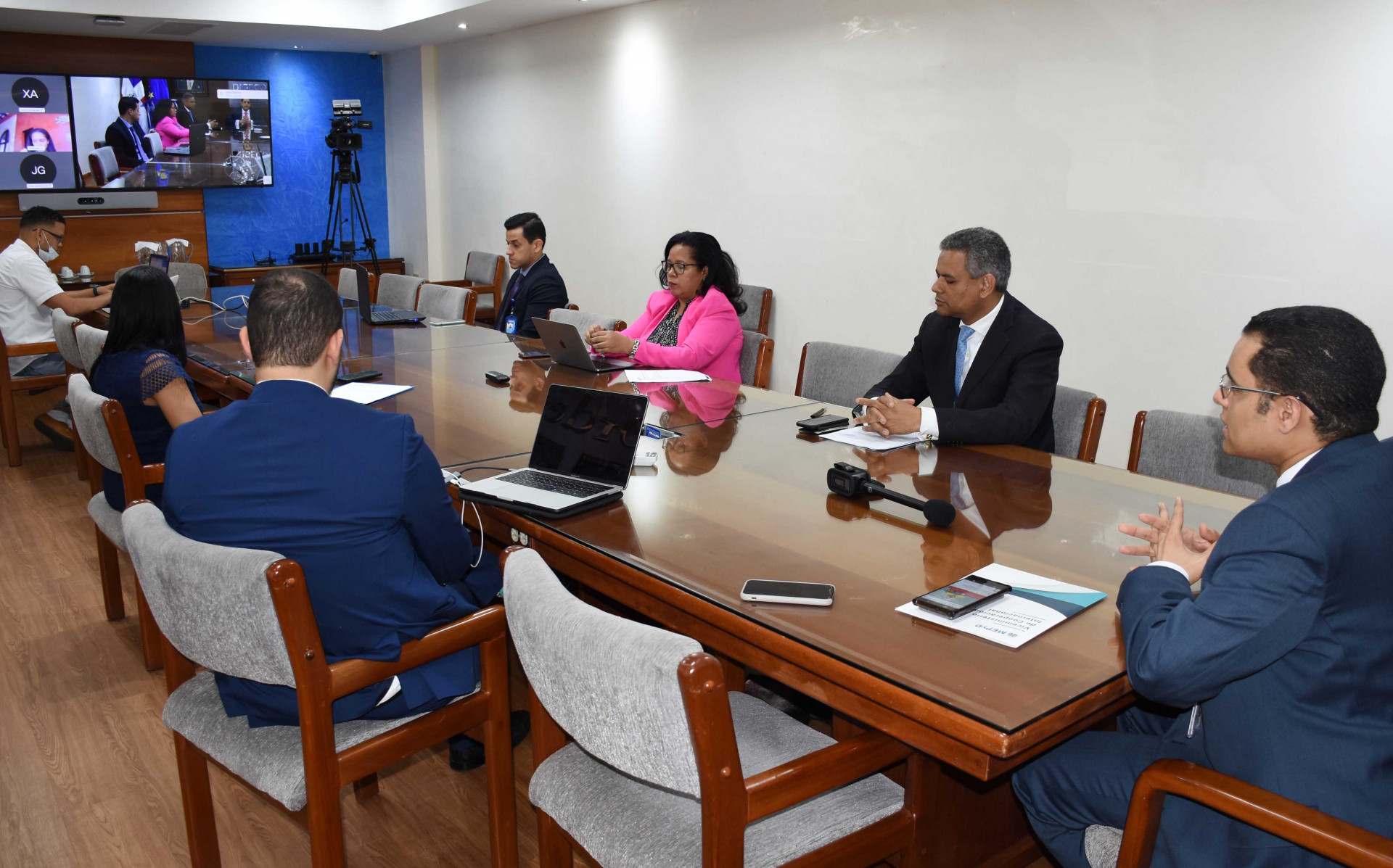 REPÚBLICA DOMINICANA: Ministerio de Economía coordina con cooperantes internacionales apoyo para fortalecer capacidades sector salud por COVID-19
