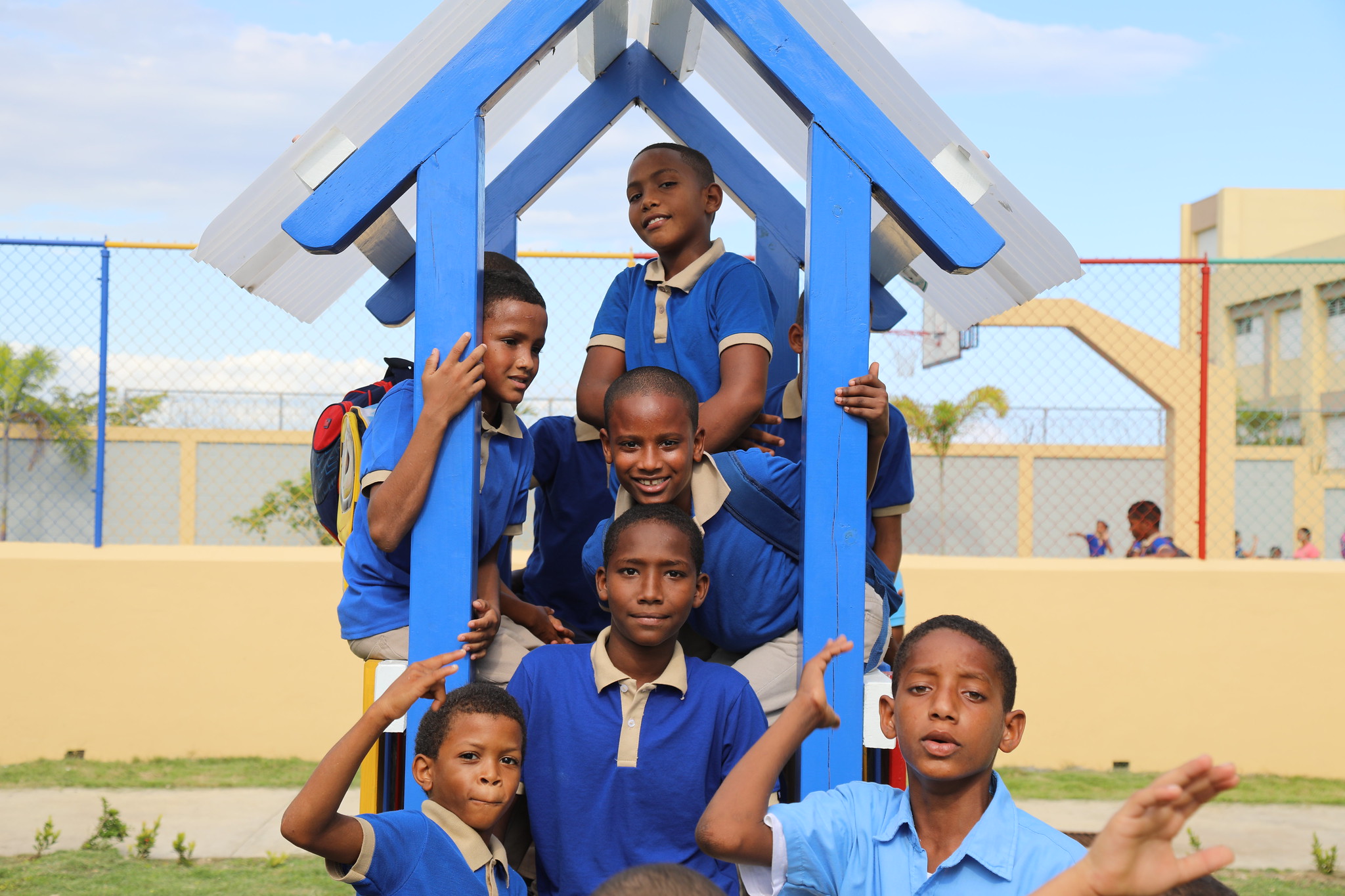 REPÚBLICA DOMINICANA: Haina recibe un nuevo centro educativo en beneficio de 805 estudiantes; presidente Danilo Medina encabeza acto
