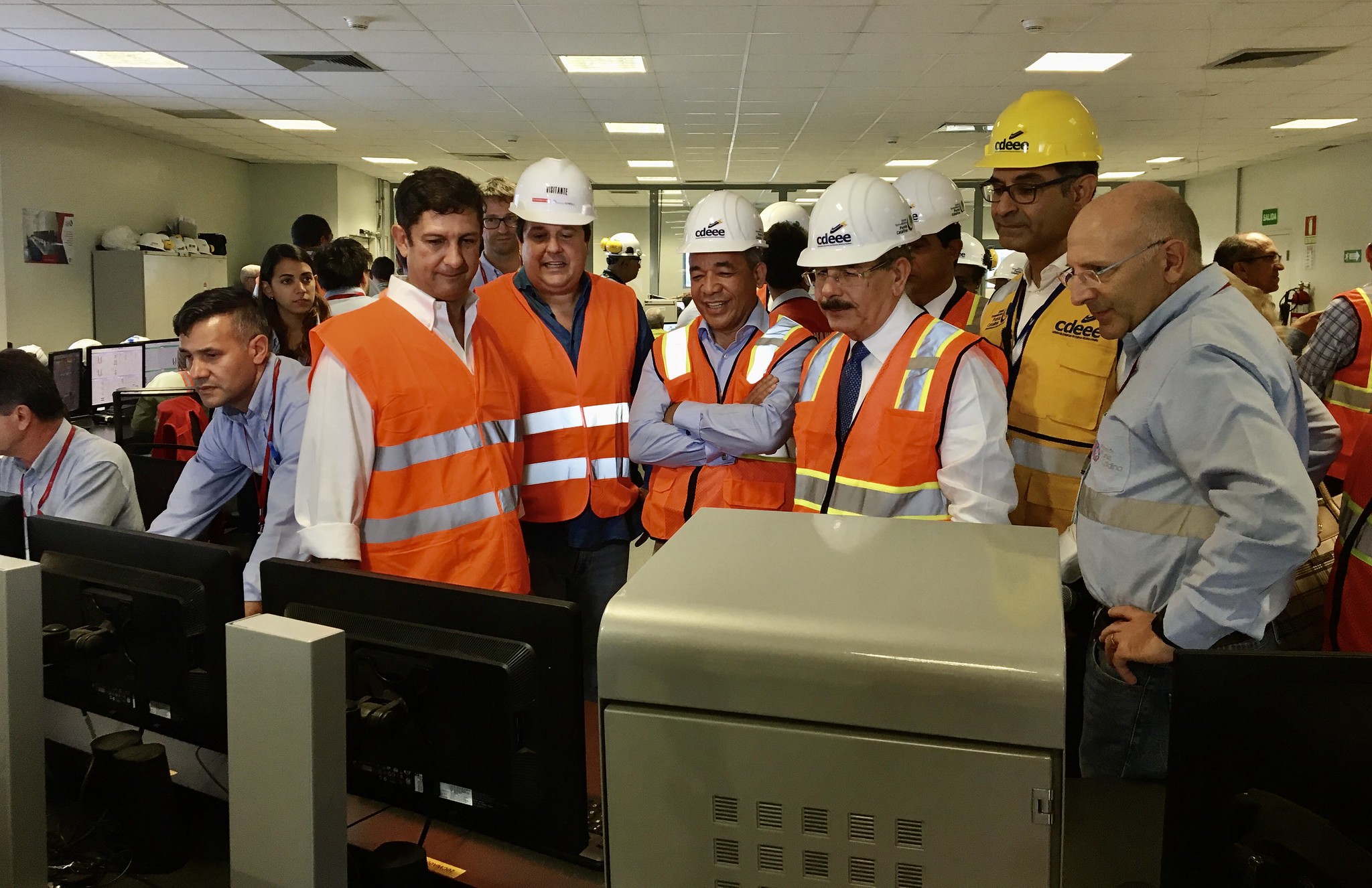 REPÚBLICA DOMINICANA: Presidente Danilo Medina deja sincronizada segunda unidad Central Termoeléctrica Punta Catalina