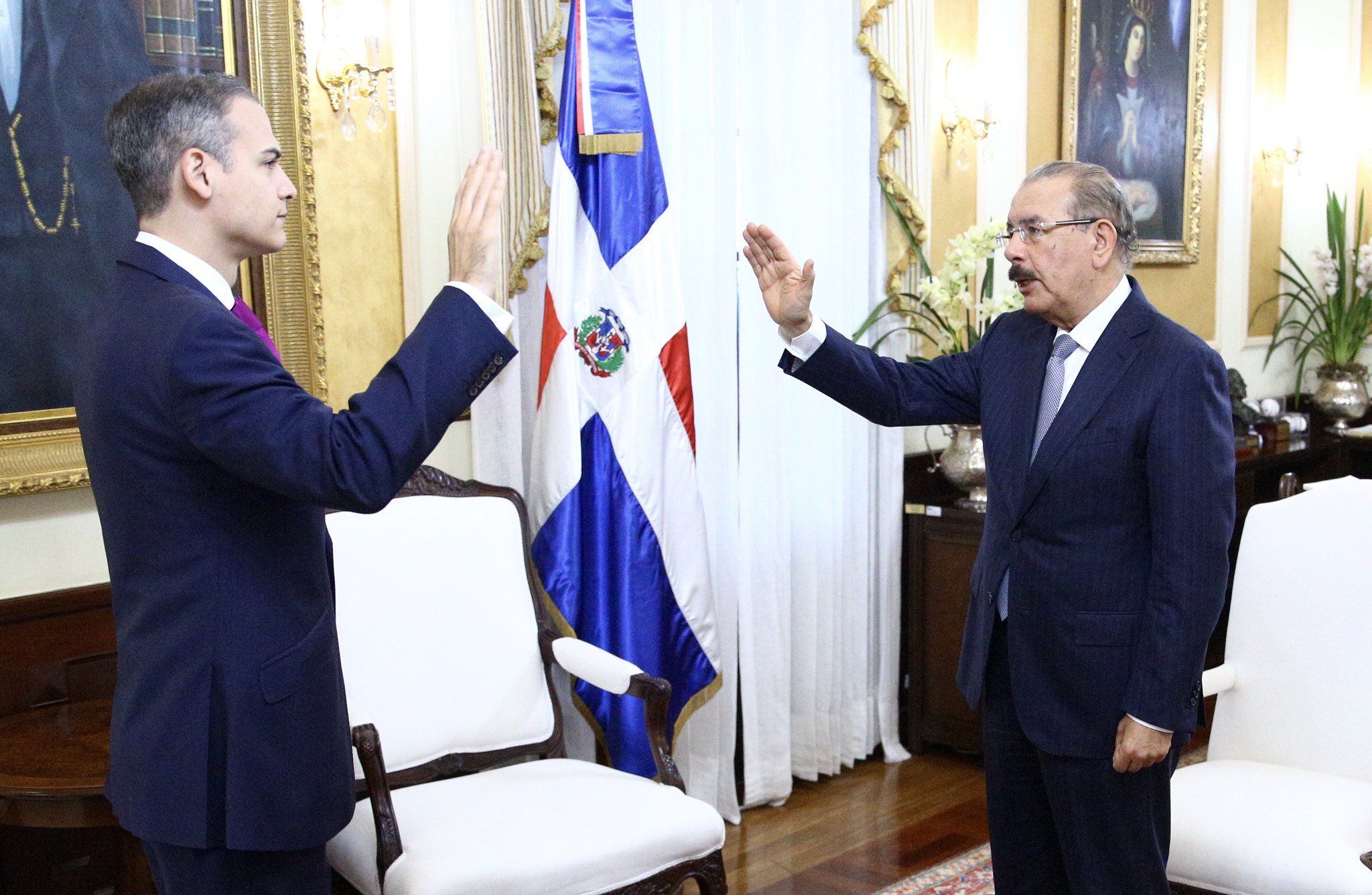 REPÚBLICA DOMINICANA: Presidente Danilo Medina juramenta a Josué Fiallo como representante permanente de República Dominicana ante la OEA