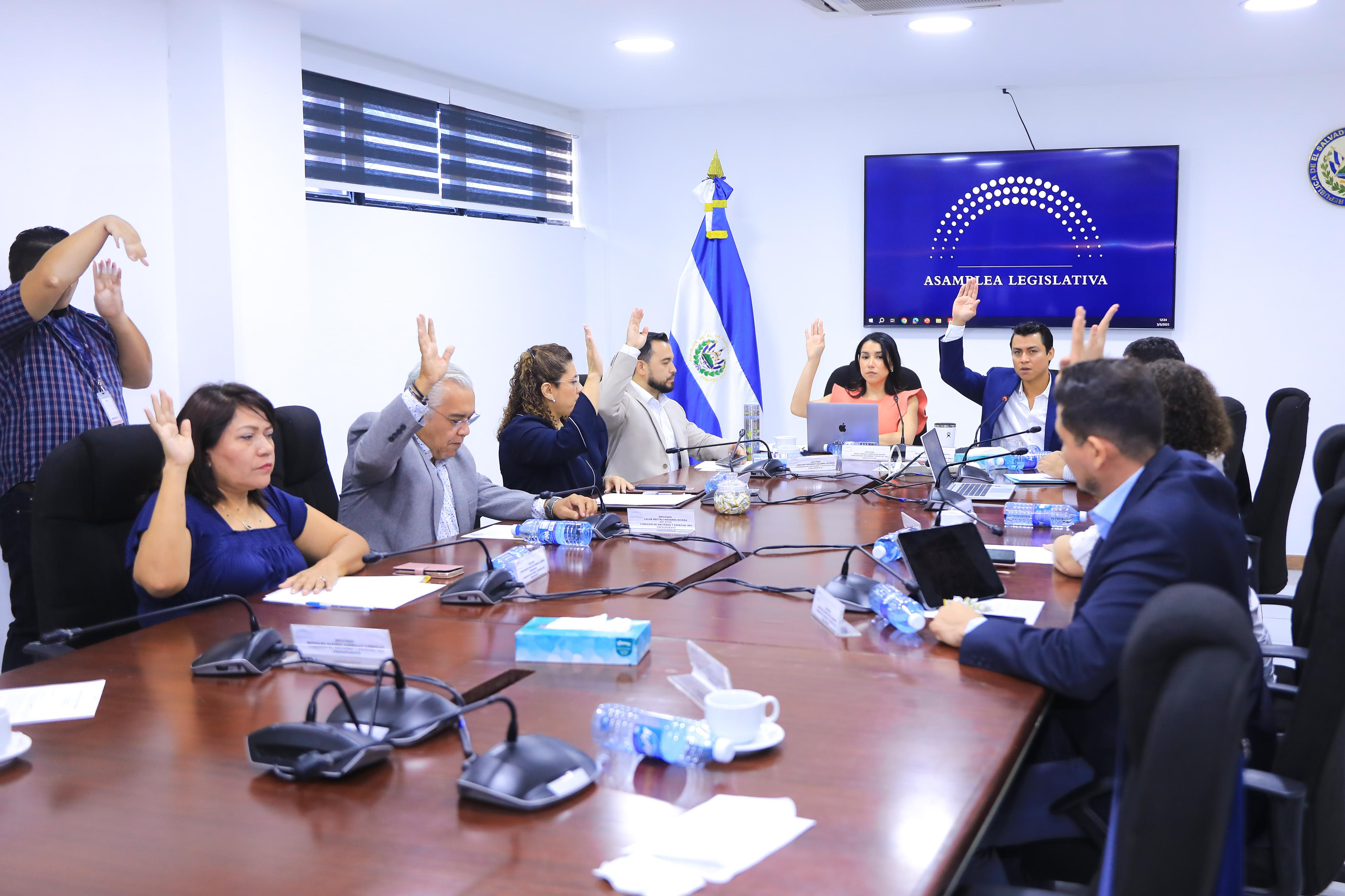 Buscan brindar fondos a CEPA para proyecto de terracería de aeropuerto del Pacífico Buscan brindar fondos a CEPA para proyecto de terracería de aeropuerto del Pacífico