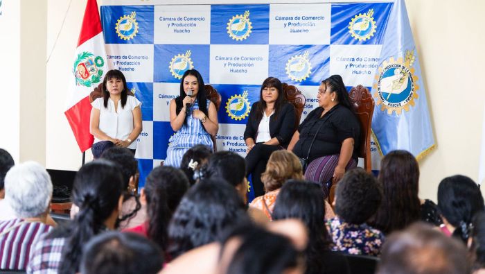 FONDEPES organizó conversatorio para reconocer el rol de la mujer en la pesca artesanal