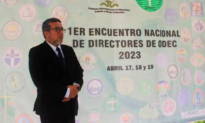 Educador Alfredo León Sánchez se integra al Consejo Nacional de Educación Educador Alfredo León Sánchez se integra al Consejo Nacional de Educación