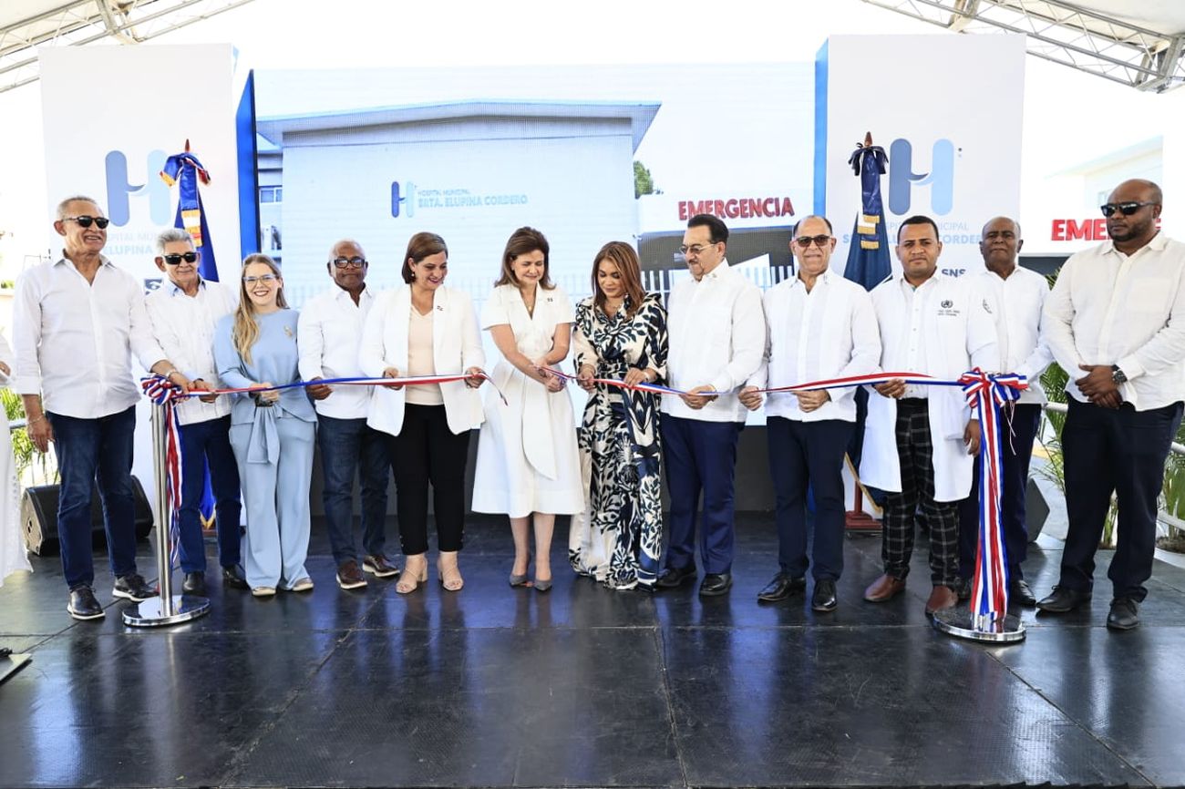 REPÚBLICA DOMINICANA: Vicepresidenta Raquel Peña Entrega Renovada Emergencia del Hospital Municipal de Sabana de la Mar