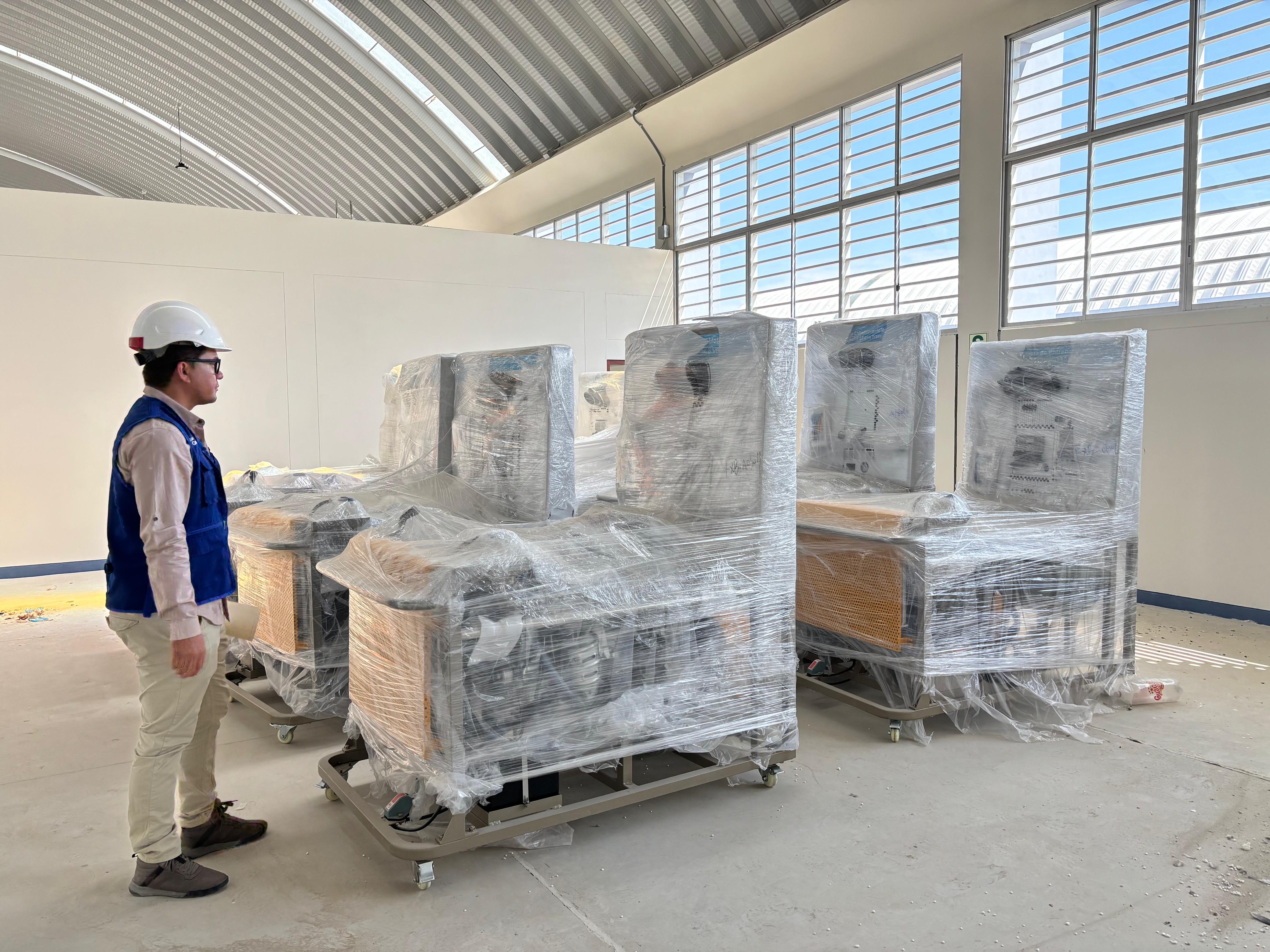Estudiantes de Mecánica Automotriz del Tecnológico de Catacaos contarán con taller totalmente equipado Estudiantes de Mecánica Automotriz del Tecnológico de Catacaos contarán con taller totalmente equipado