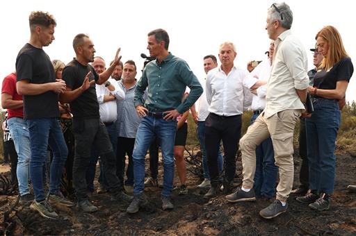 17/08/2025. Pedro Sánchez visita la Zona Afectada por el Incendio en Villablino (león). Pedro Sánchez visita la Zona Afectada por el Incendi...