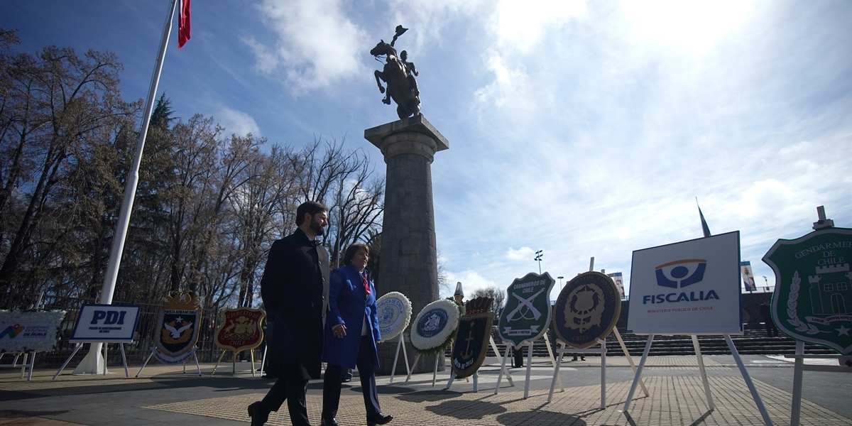S.E. el Presidente de la República, Gabriel Boric Font, Encabeza Ceremonia de Conmemoración de los 247 Años del Natalicio del Libertador Capitán General Bernardo O’higgins Riquelme