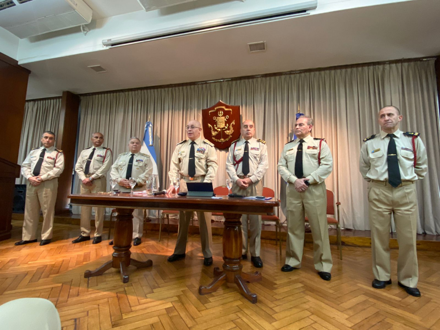 Se convoca reunión informativa para el personal subalterno de la Secretaría General
