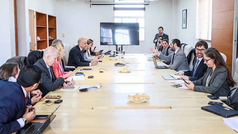 Ministro de Hacienda se reúne con directores ejecutivos del Grupo Banco Mundial