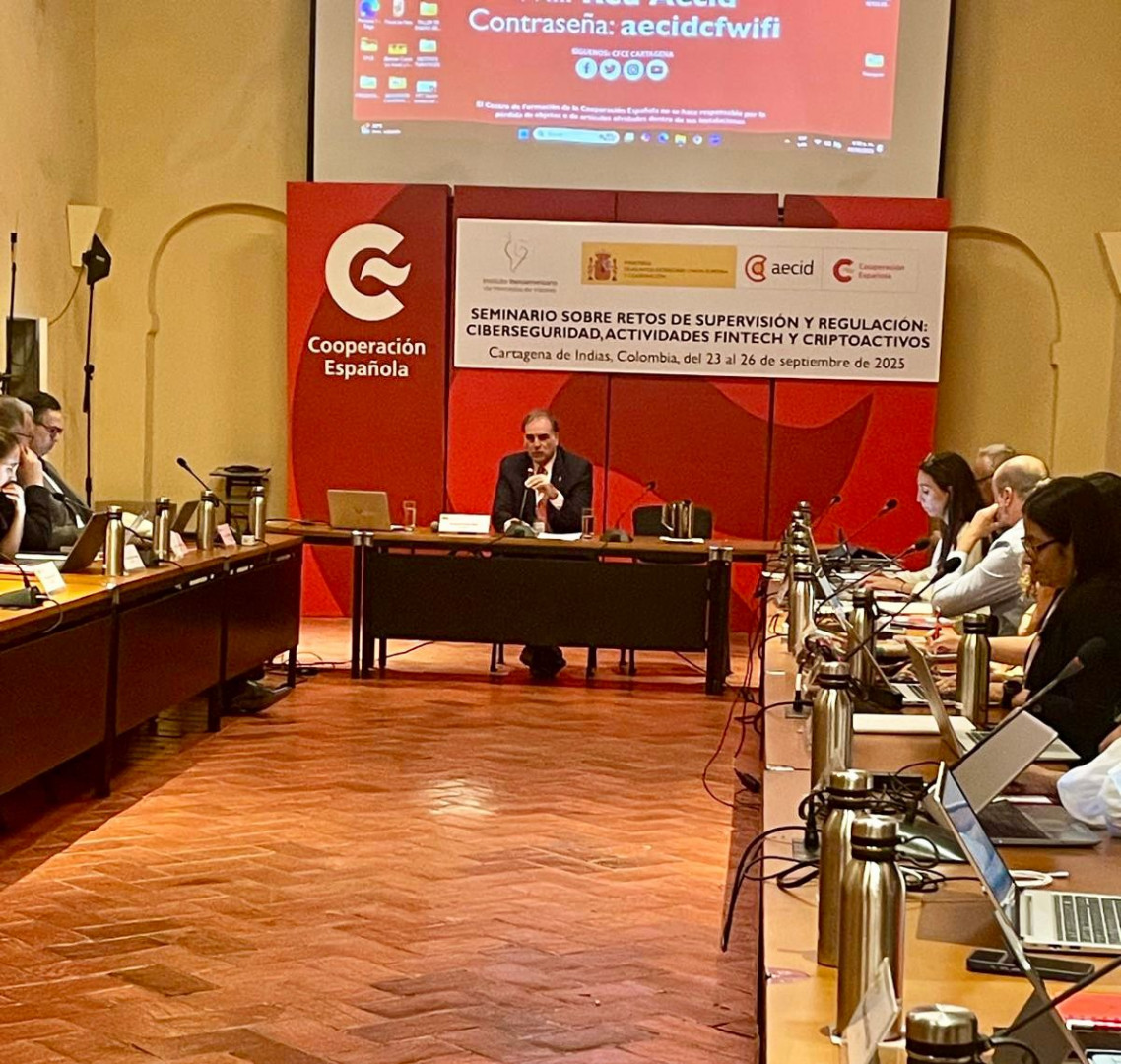 Se realiza seminario del Instituto Iberoamericano de Mercados de Valores
