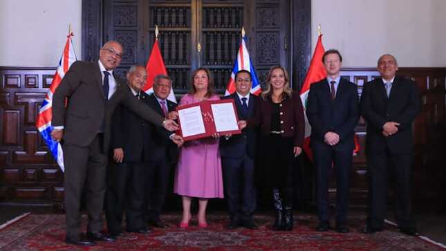 Gobierno del Perú suscribió contrato para la construcción y puesta en marcha del Hospital Regional Docente de Trujillo