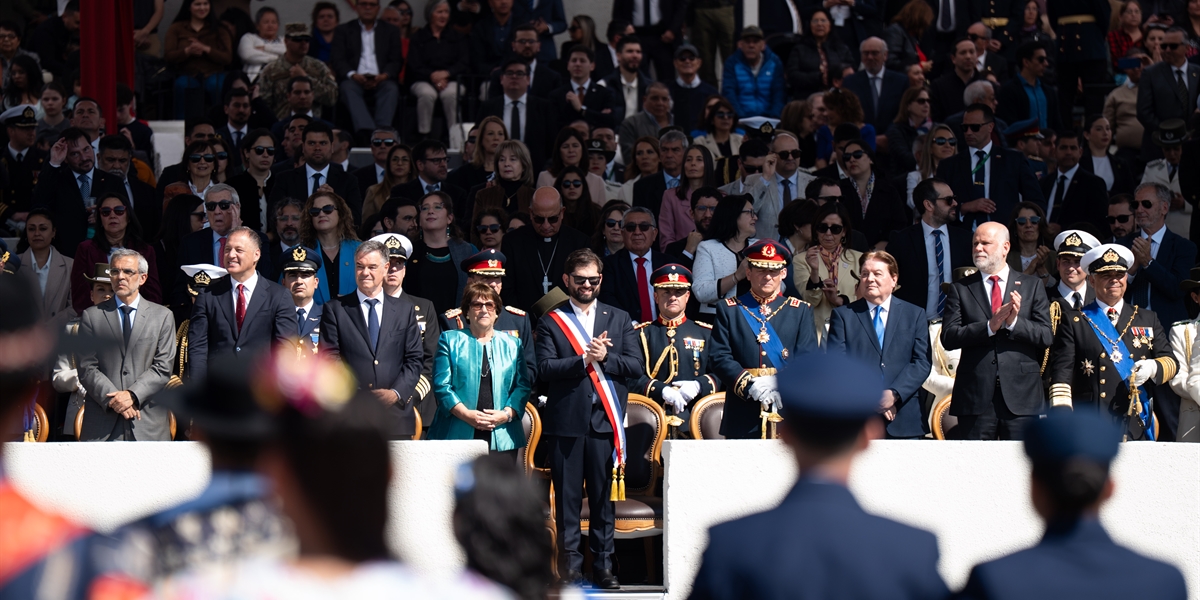 Gabriel Boric asiste a la Gran Parada Militar 2025