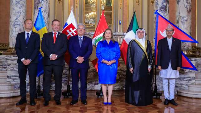 Secretaría de Relaciones Exteriores recibe cartas credenciales de embajadores de seis países