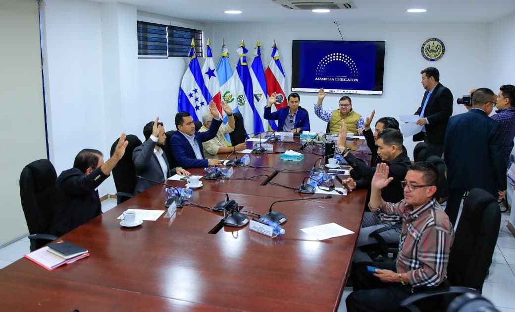 Diputados apoyan asignación de fondos para la alimentación de privados de libertad en Centros Penales