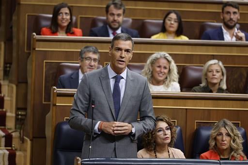 Presidente del Gobierno comparece en la sesión de control