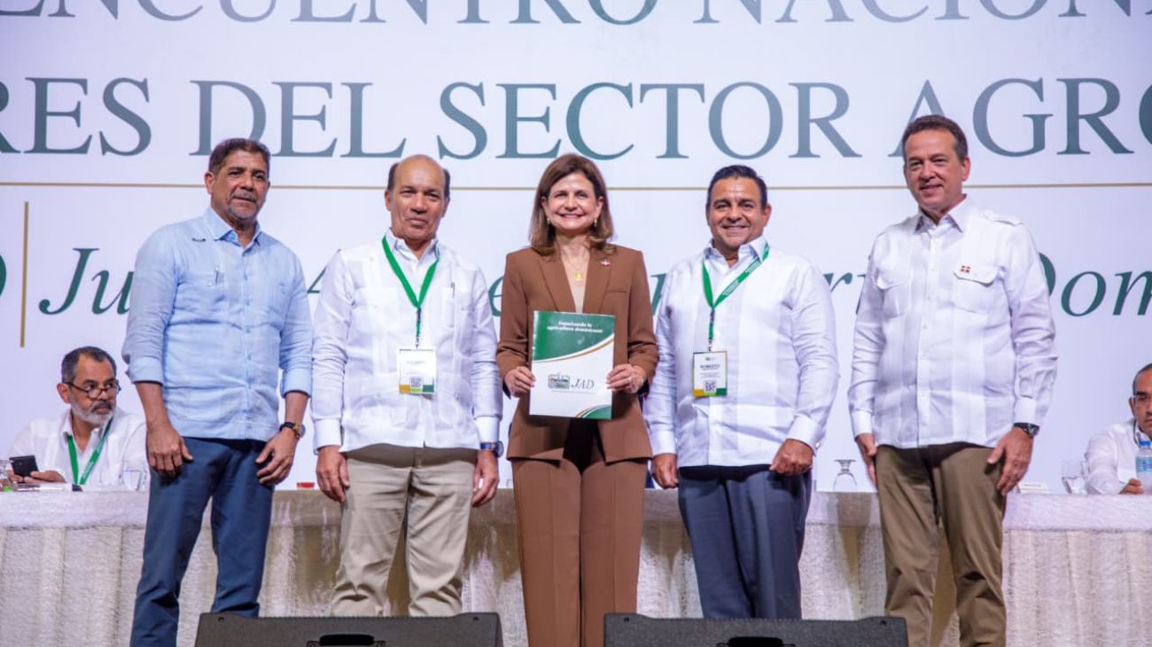 Vicepresidenta Raquel Peña afirma compromiso del Gobierno de duplicar exportaciones agropecuarias para 2036