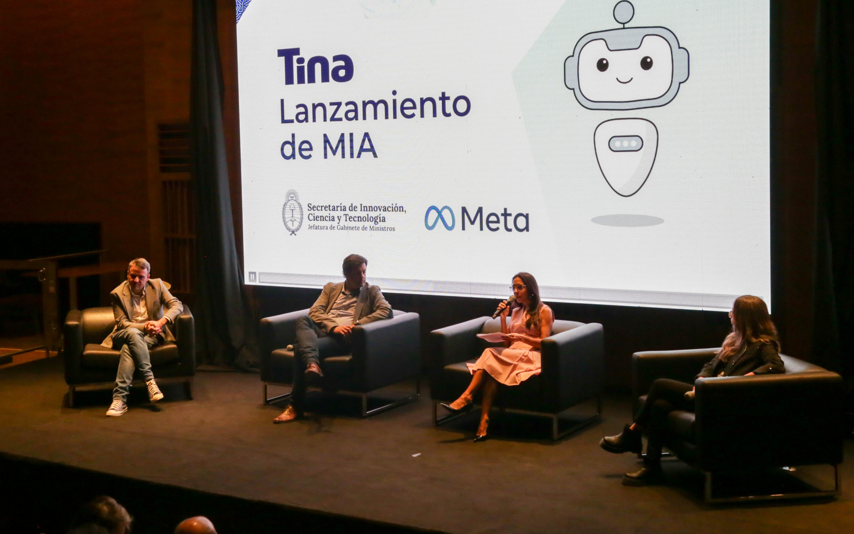 El Estado nacional presenta a MIA, su primer agente de Inteligencia Artificial