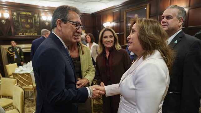 Presidenta Dina Boluarte convoca a empresarios iberoamericanos a invertir en proyectos estratégicos en el Perú