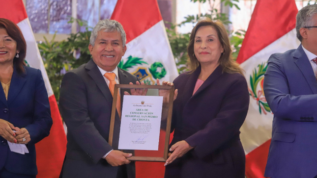 Presidenta de Perú oficializó la creación del Área de Conservación Regional San Pedro de Chonta y lideró la firma de convenios