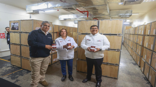 Gestión actual del Gobierno del Perú registra récord histórico en emisión de pasaportes y garantiza stock para los próximos años