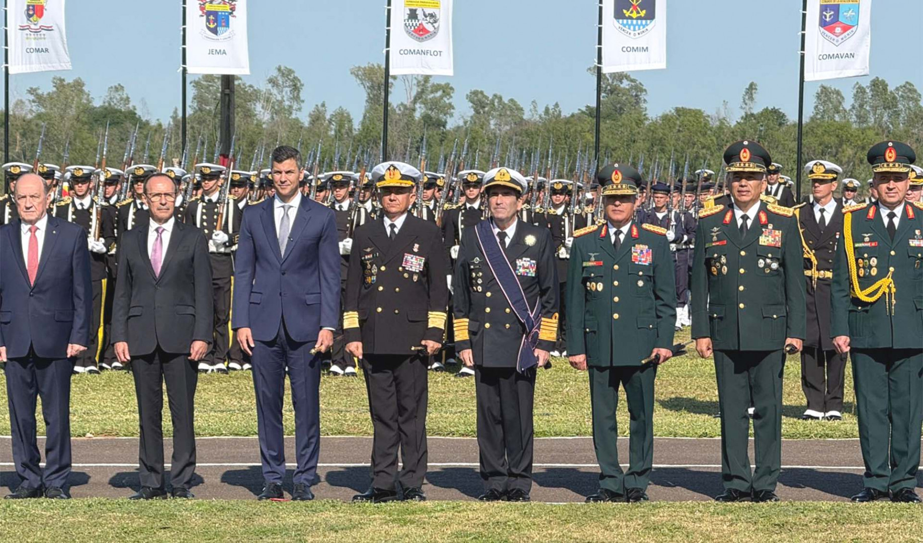 Jefe del Estado Mayor General de la Armada Argentina participó en el aniversario de la Armada Paraguaya y en la festividad de la Virgen Stella Maris