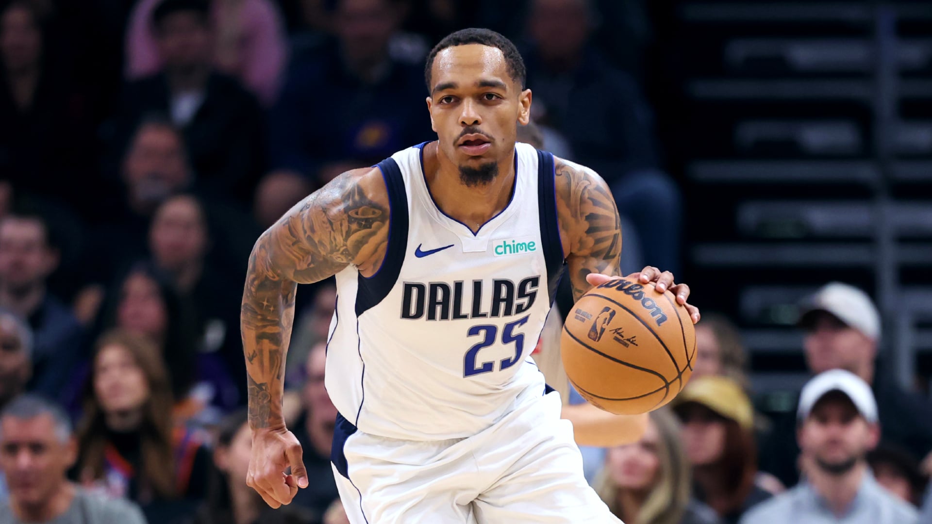 Mavericks firman extensión con P.J. Washington y vuelven a incorporar a Dante Exum.