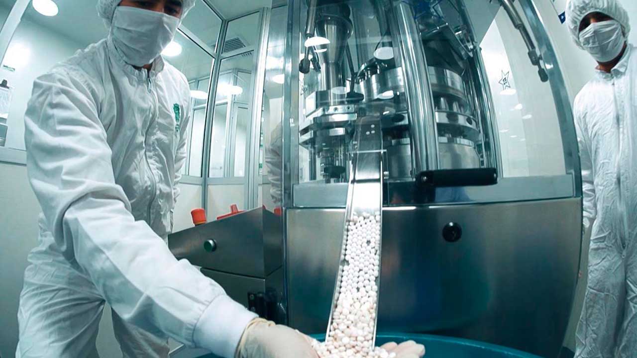 MinCiencias obtiene registro sanitario para producir y vender medicamento antiparasitario