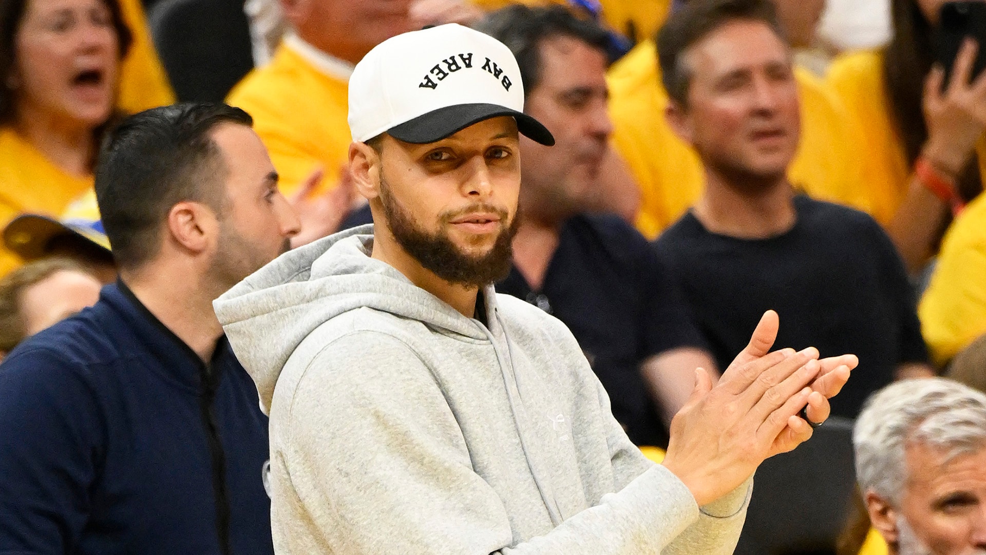 Stephen Curry repasa su trayectoria en su nuevo libro 