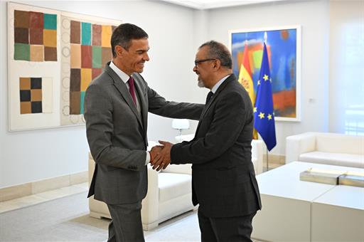 Sánchez se reúne con Tedros Adhanom, director general de la OMS