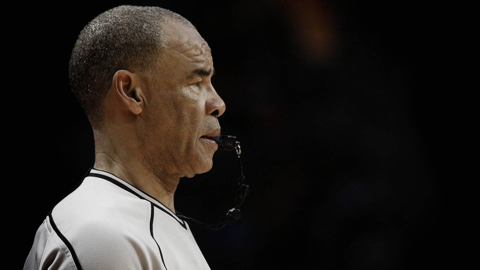 Danny Crawford se convierte en uno de los pocos árbitros de la NBA en ingresar al Salón de la Fama