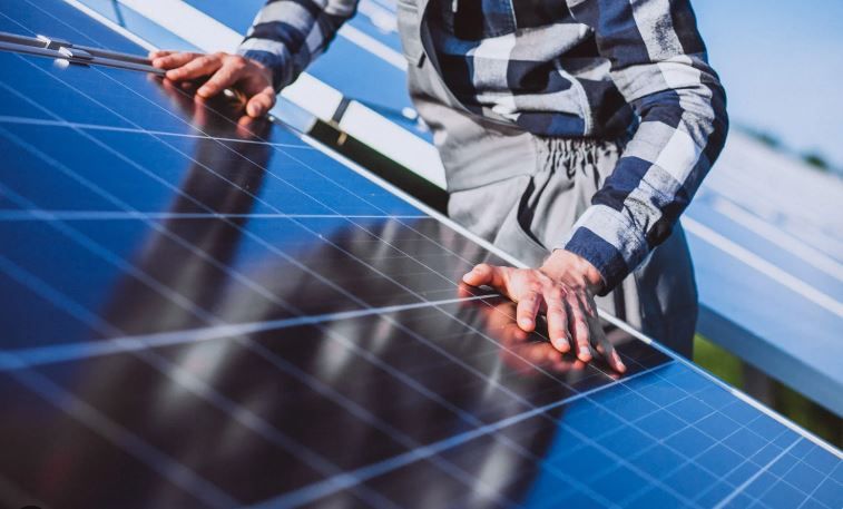 Autoridades buscan promover el autoconsumo de energía eléctrica de fuentes renovables