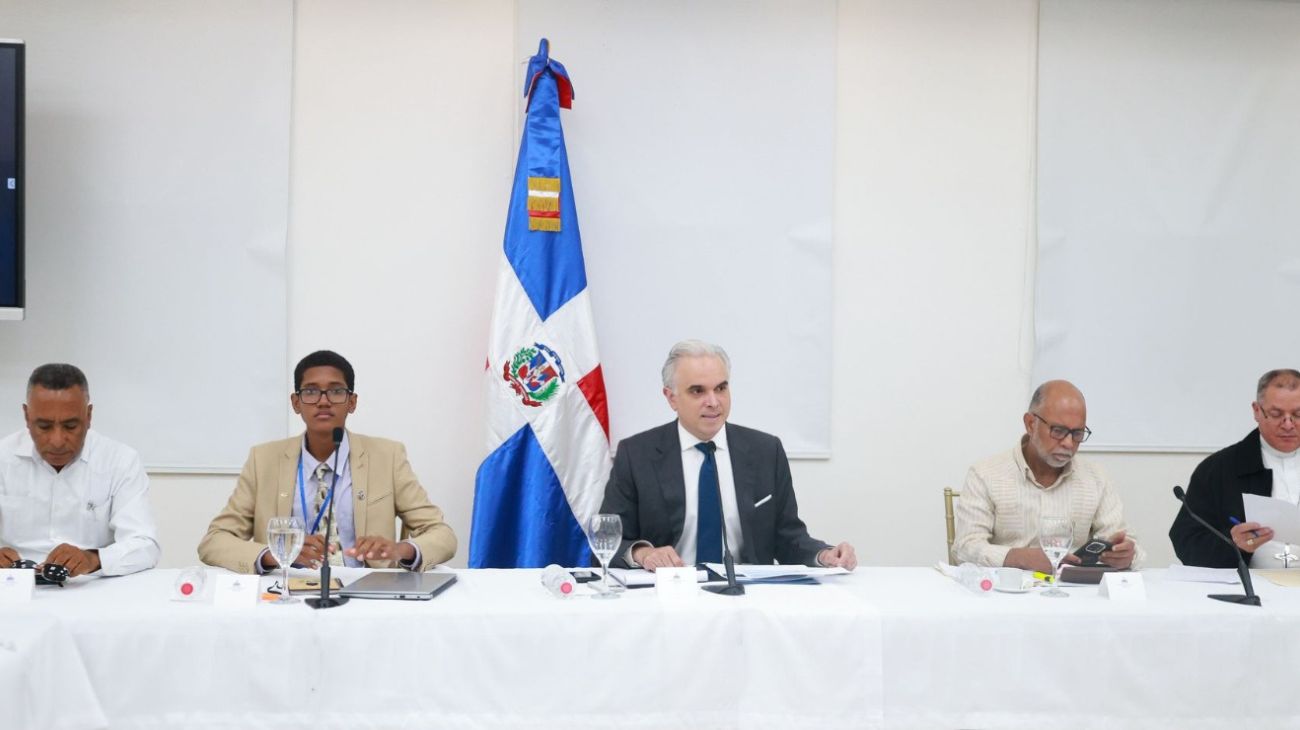 Ministerio de Educación define prioridades para fortalecer el sistema preuniversitario