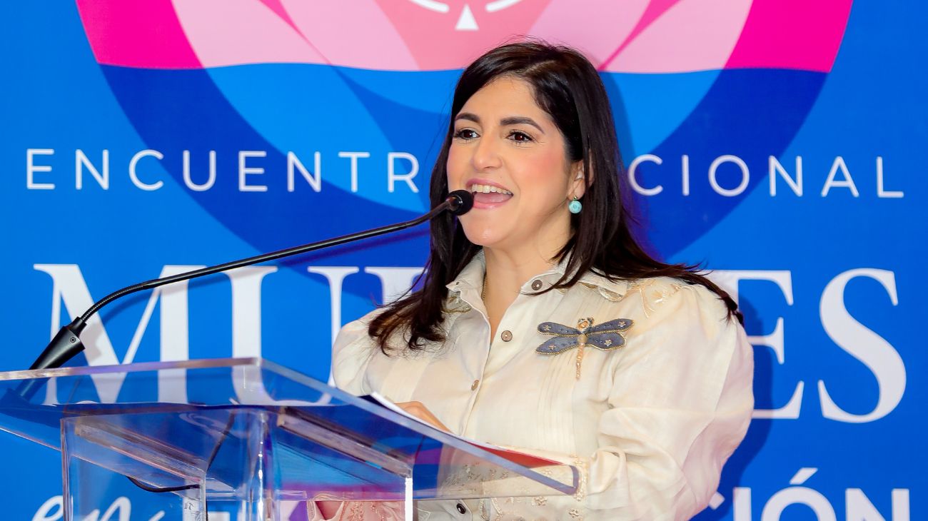Exportaciones alcanzan 10,695.8 millones de dólares entre enero y septiembre de 2025
