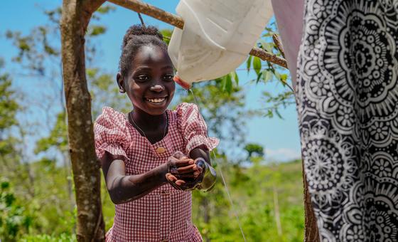 Madre haitiana impulsa movimiento comunitario para combatir el cólera