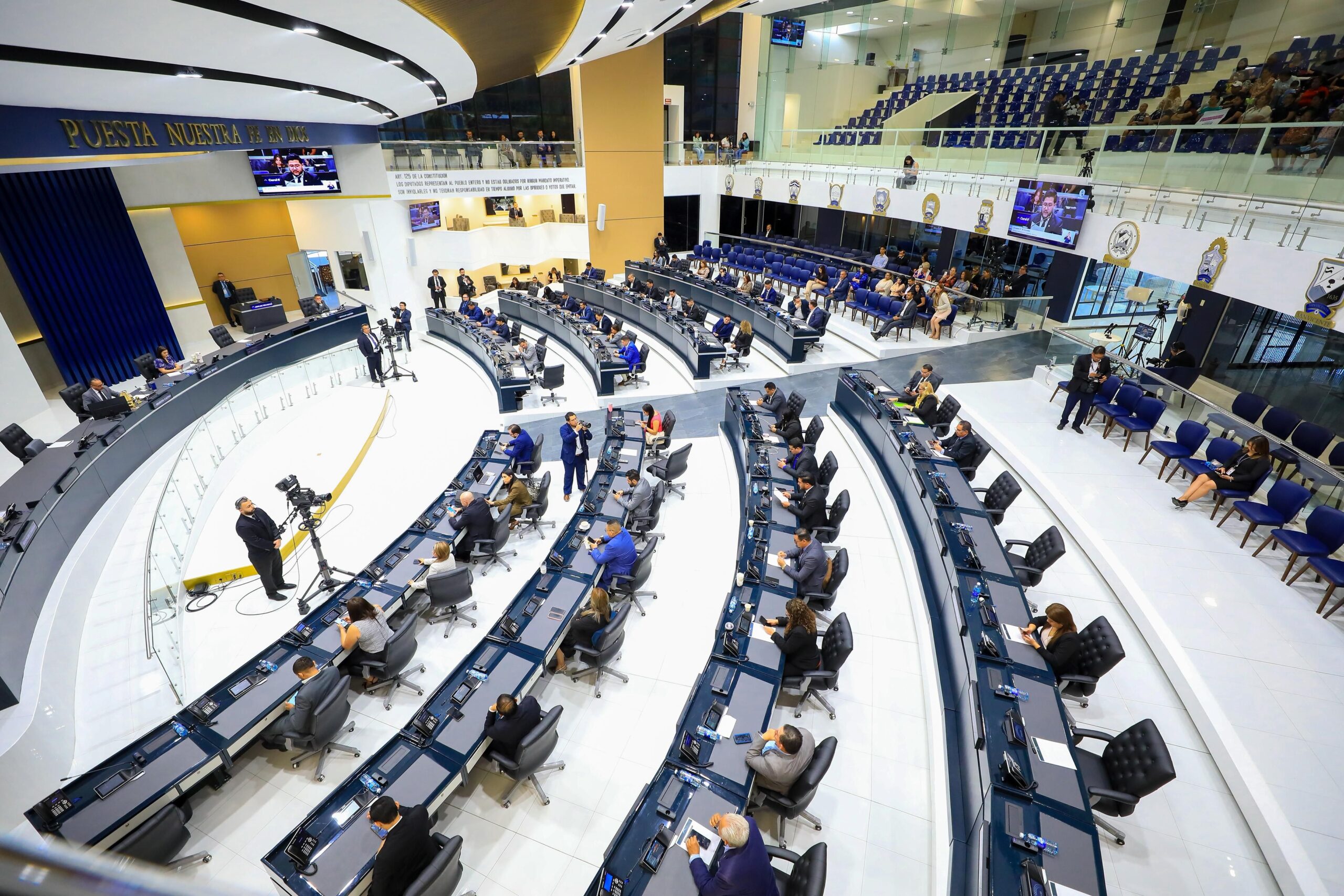 Pleno aprueba reforma a ley de recolección de desechos para fortalecer funcionamiento de ANDRES