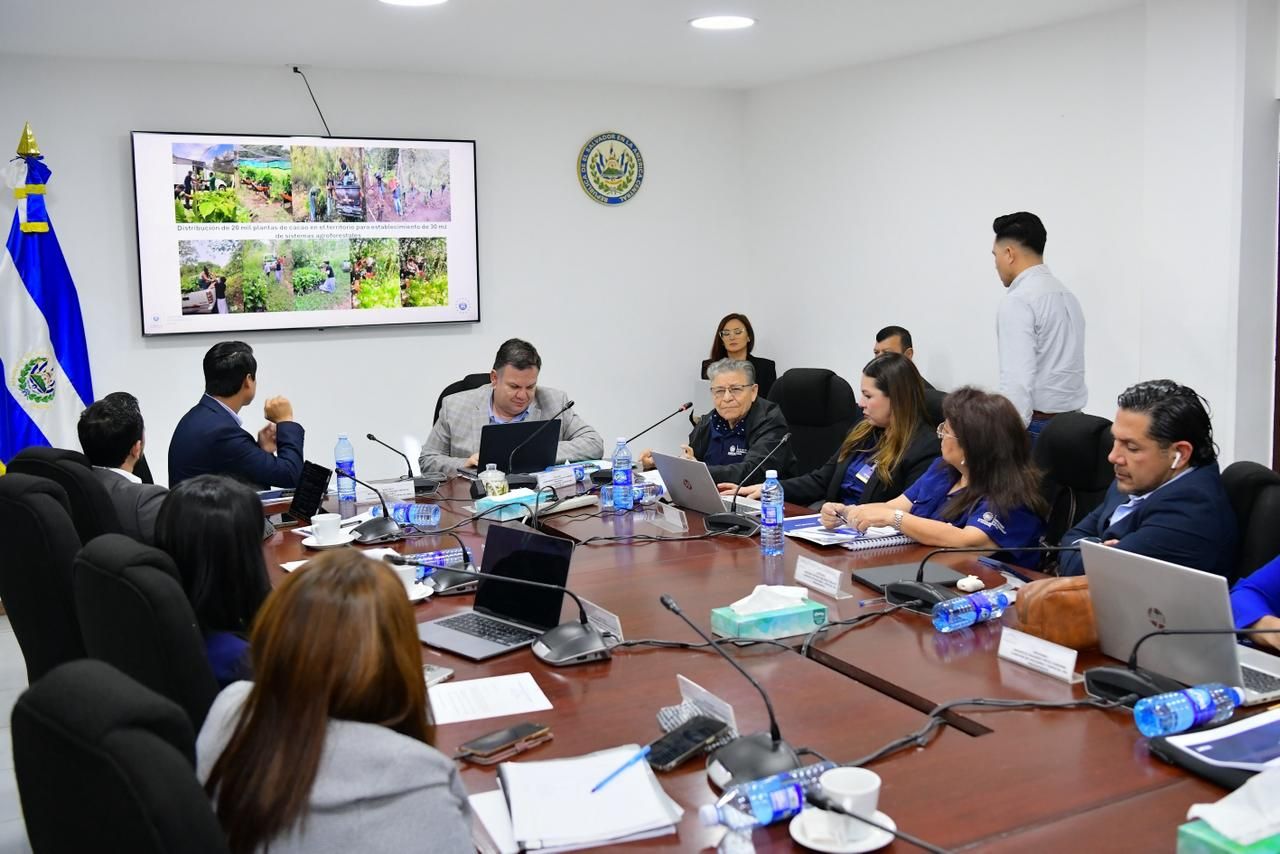 Presupuesto de Desarrollo Local se enfocará en continuar el apoyo a sectores vulnerables, según el ministerio