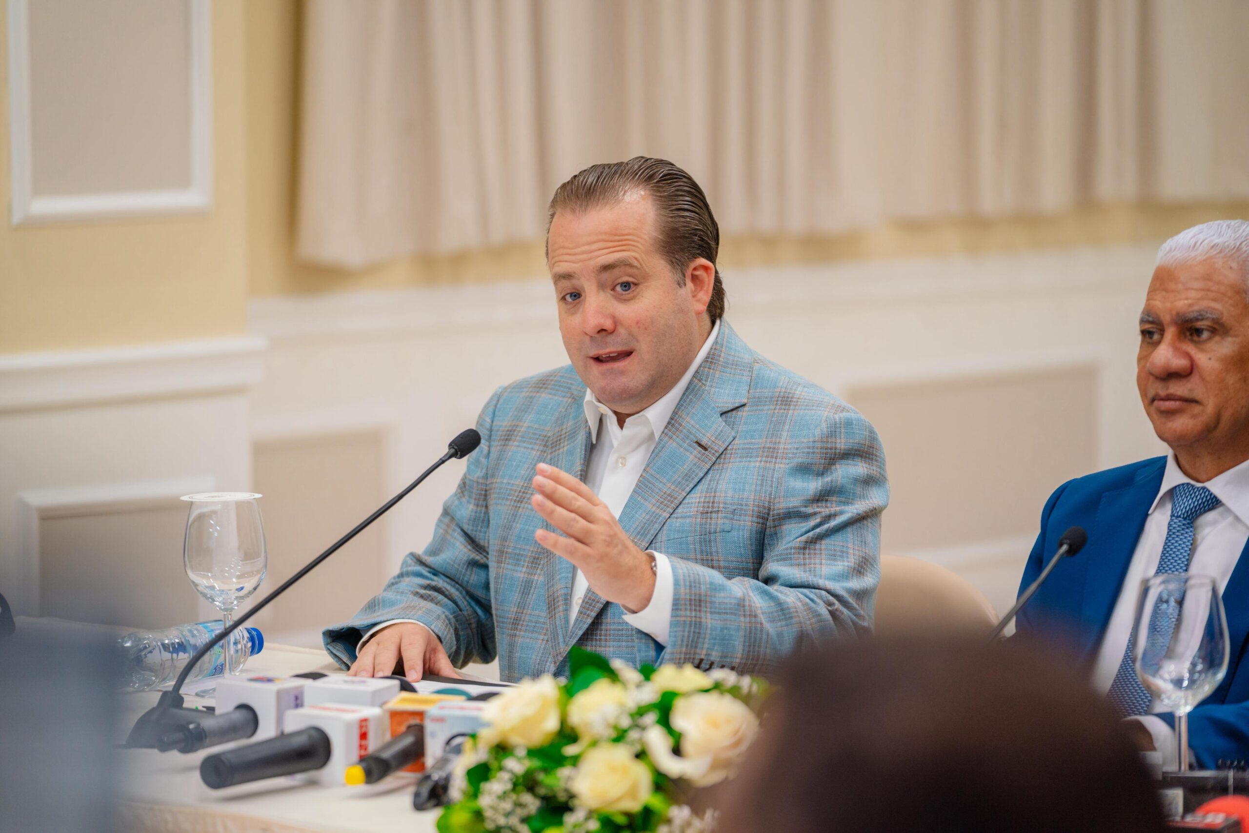 Paliza presenta al Senado la estrategia Meta RD 2036