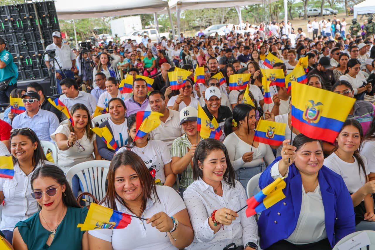 Gobierno de Daniel Noboa inicia obra estratégica para la conectividad vial entre Guayas y Los Ríos