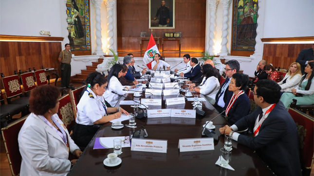 Presidente José Jerí Oré coordina atención a principales necesidades de colegios profesionales