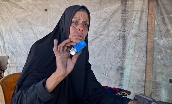 Crisis sanitaria en Gaza se agrava mientras familias queman plástico para obtener combustible