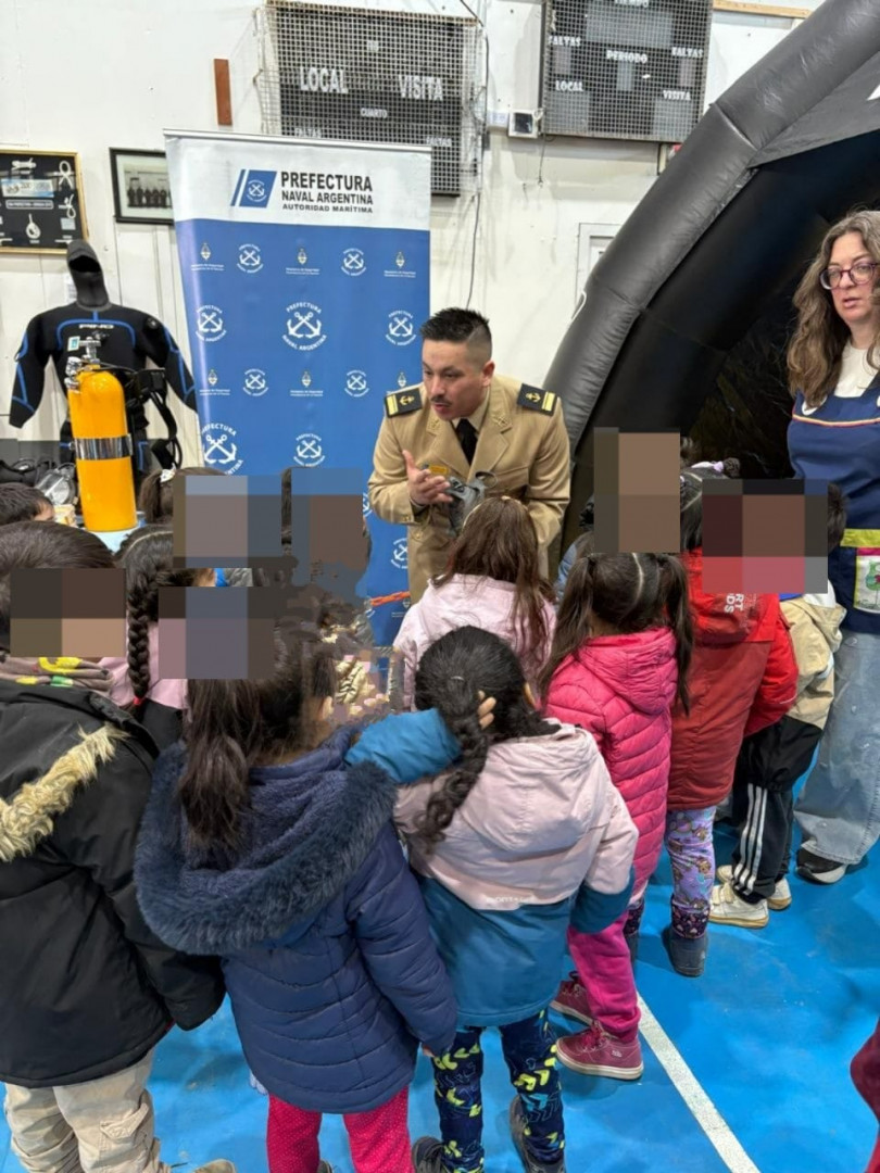 Prefectura Ushuaia participa en Expo Ciudad Segura