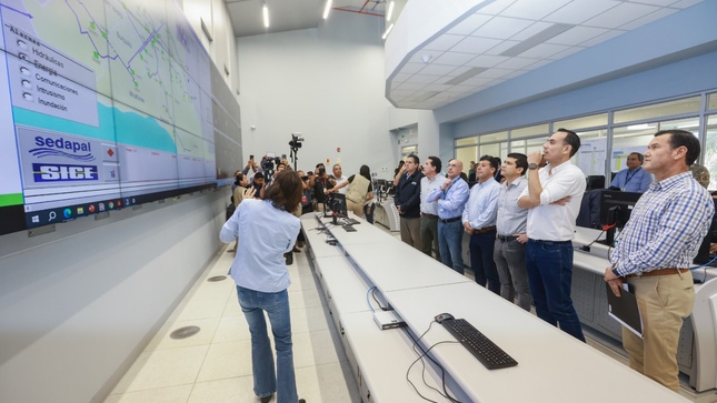 Presidente Jerí supervisa labores de Sedapal y su respuesta ante emergencias
