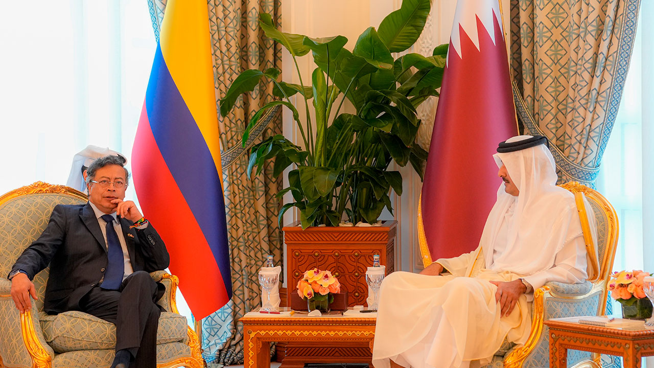 Reunión entre presidente Petro y el emir de Catar aborda paz y expansión de proyectos educativos en Colombia