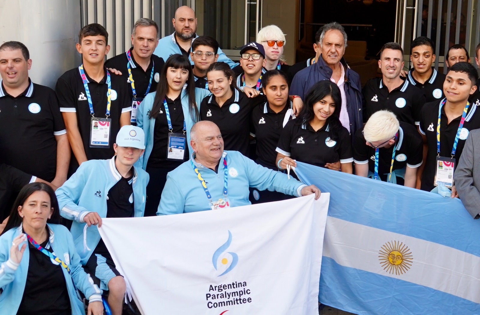 Daniel Scioli visitó a la delegación argentina en Chile en 2025