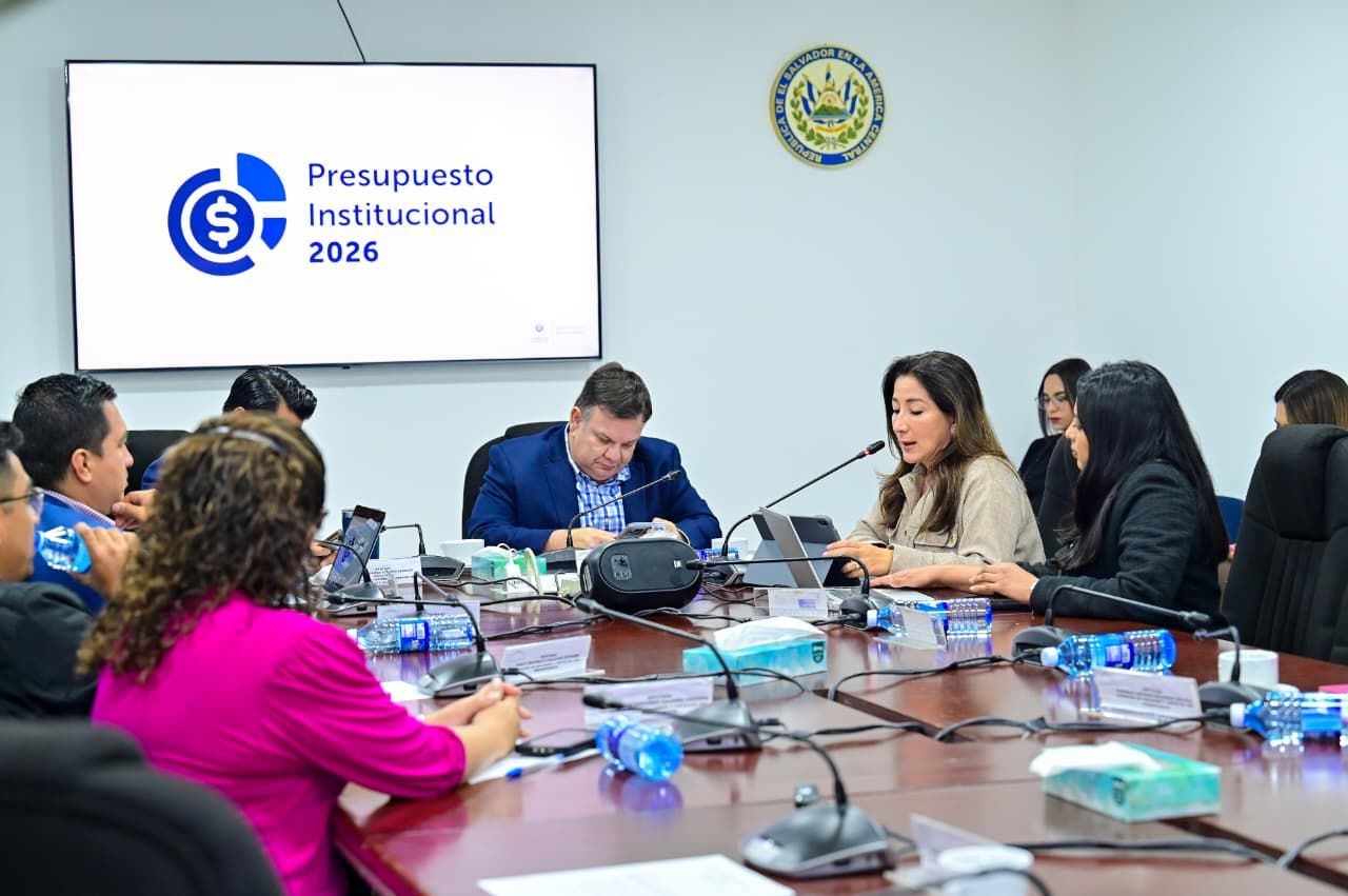 Presupuesto de Vivienda impulsaría proyectos de interés social y programa de reasentamientos