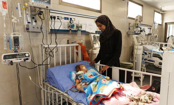 Madres en Gaza temen la muerte de sus bebés por la crisis sanitaria