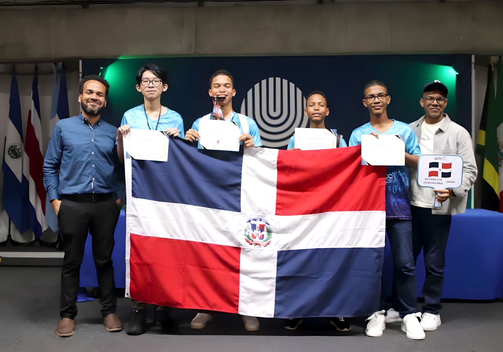Estudiantes dominicanos destacan en la 27ª Olimpiada de Matemática de Centroamérica y el Caribe