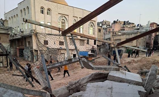 Israel continúa demoliendo viviendas y destruyendo un campo de refugiados palestinos en Cisjordania